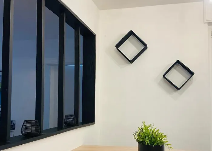 Appartement 2 Chambres Avec Terrasse Vue Sur Jardin Arbore